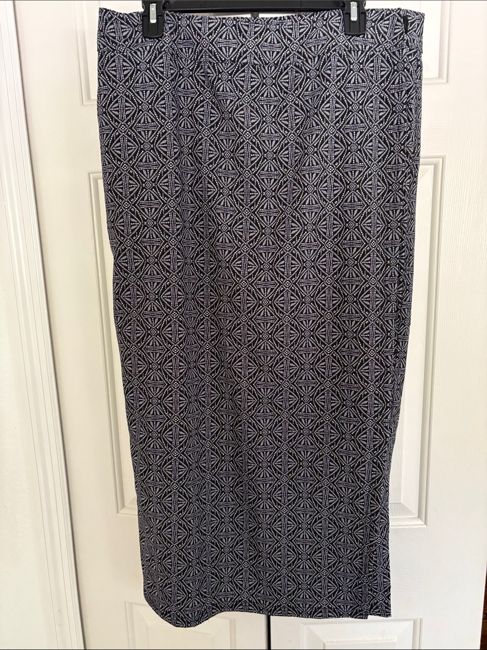 Ripskirt Hawaii Black & White Geometric Midi Wrap Skirt
